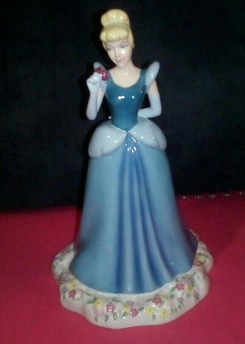 Royal doulton disney showcase - disney,