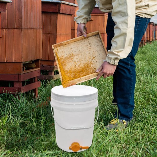 Harvesting tool honey - harvesting,