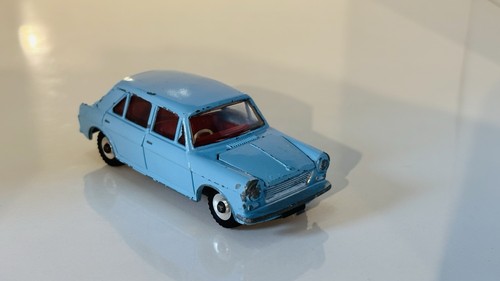 Dinky toys 140 morris - toys,