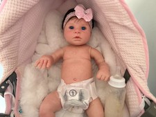 Indra Reva Full body girl Life