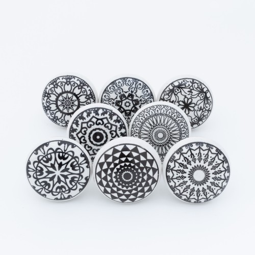 Round black white - round,
