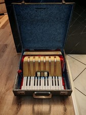 Accordion Hohner Student IV (123) VIDEO
