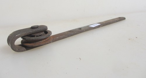 Vintage cast metal - vintage,