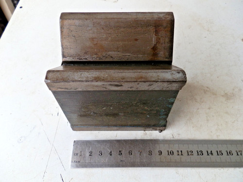 Magnetic vee block - 100, x