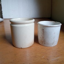 PAIR OF WHITE CERAMIC OINTMENT POTS MEDICAL SALVE JARS DUG IN 1860 PRIVY