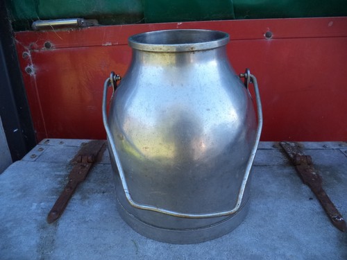 Milk bucket churn gallon - churn,