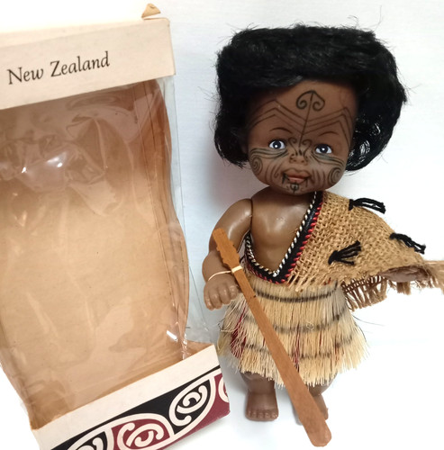 Vintage souvenir doll parrs - souvenir, doll,