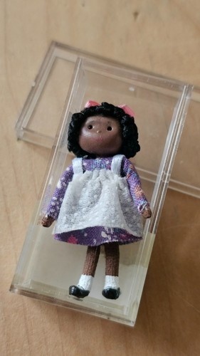 Dolls house artisan - , sue
