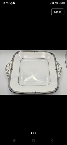 Wedgwood amherst twin handled - twin,