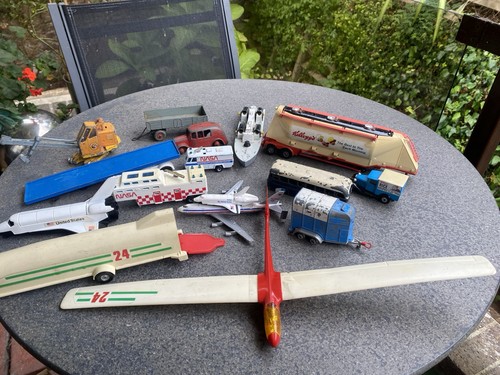 Job lot dinky corgi and - 14,