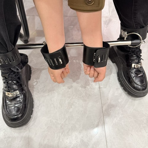 Bdsm open leg - open, spreader