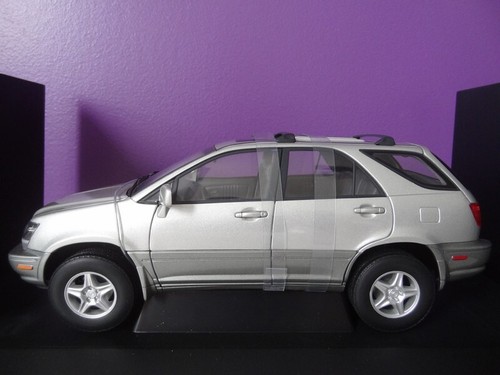 Lexus 300 grey silver - rx,