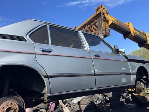 1980 bmw e12 series pair - 5,