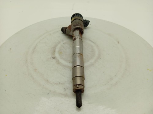 Vauxhall vivaro fuel injector - vauxhall,