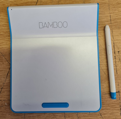 Wacom bamboo cth 300 - wacom, cth-300