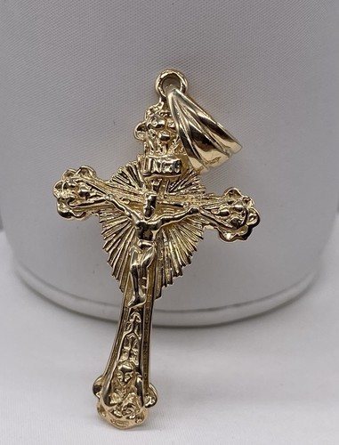 9ct yellow gold large casted - 9ct,