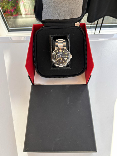 Oris aquis date - automatic, 46mm
