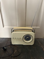 Bush TR82/B Retro-Style Radio