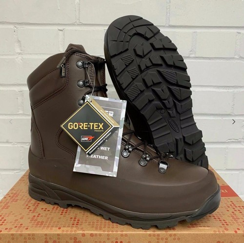 Iturri boots new - new, large