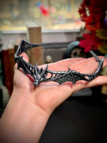 Dragon tiara mythical - dragon,