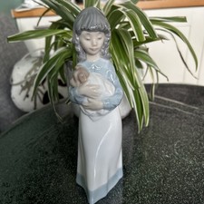 NAO By Lladro DAISA - Spanish