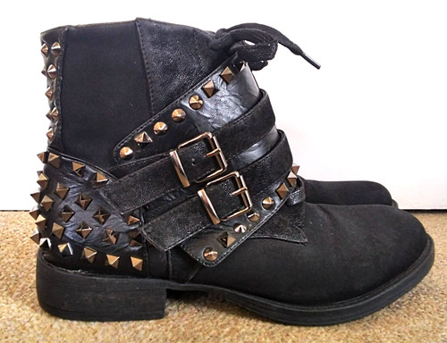 Moda pelle studded ankle - in,