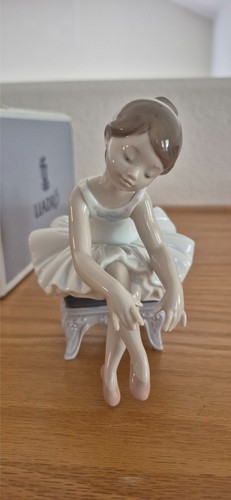 Lladro little ballerina - little,