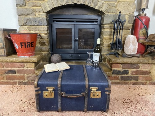 Old antique steamer - steamer, trunk