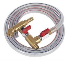 Sand blasting pot to a Soda