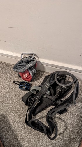 Climbing harness medium - ✅climbing, &