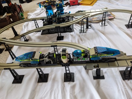Lego space monorail - lego,