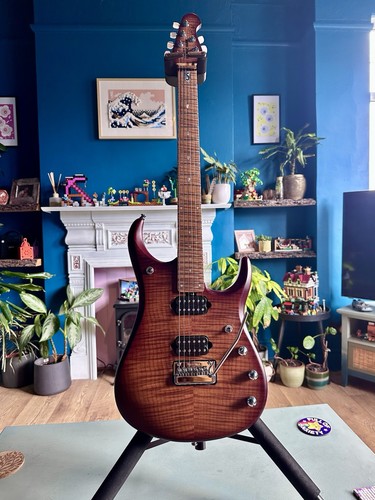 Ernie ball music - ball,