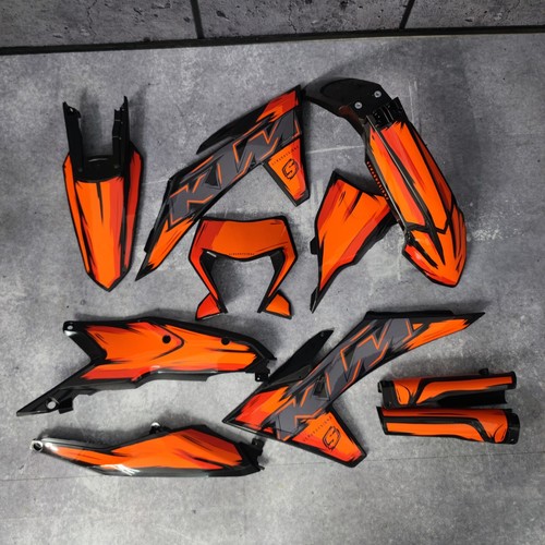 Plastics graphics ktm 2024 - plastics,
