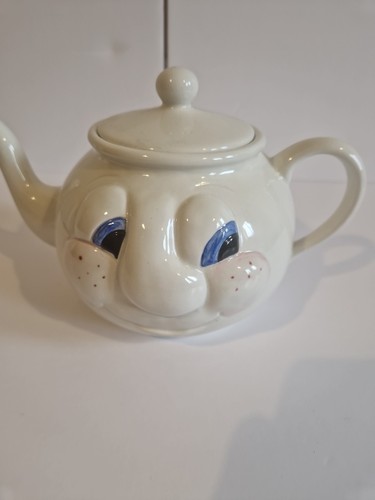 Vintage novelty face teapot - novelty,