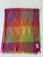 Throw : mohair / wool blend 