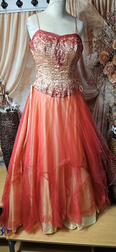 Stunning coral puffy princess - stunning,