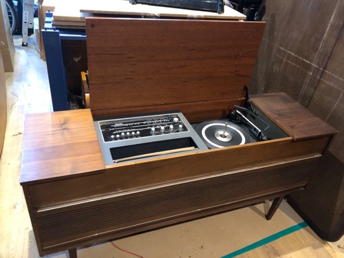 Vintage 1970s radiogram - vintage,