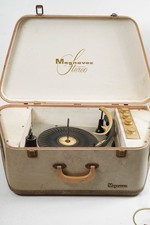 Vintage 1960's MAGNAVOX