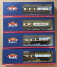 Set of 4 Bachmann Mk 1 Pullman