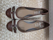 Clarks Wide Fit Active Air