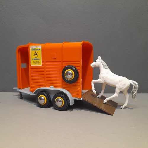 Vintage horsebox double horse - double,