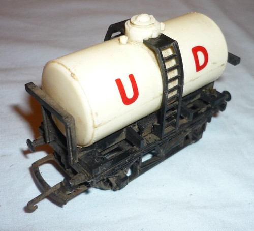 Triang gauge small tanker - oo,