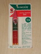 VINTAGE SINGER  SEWING MACHINE