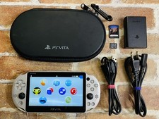 SONY PS Vita PCH-2000 SILVER