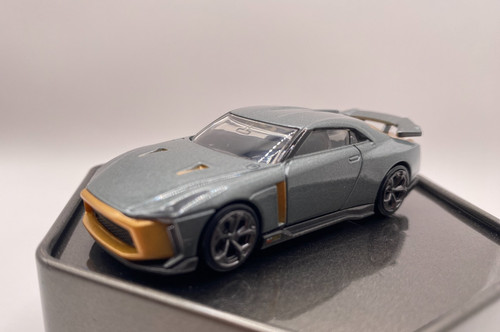Tomica premium nissan r50 - gt,