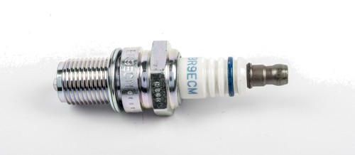 Ngk spark plug br9ecm - ngk,