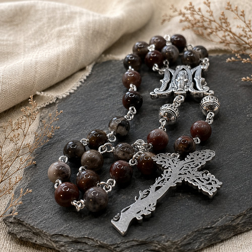 Petrified wood catholic - catholic, art