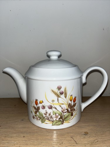 Lovely royal norfolk - royal,