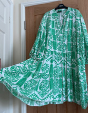 Blue Vanilla White & Green Print Relaxed Fit Tiered Smock Dress, approx 22-24