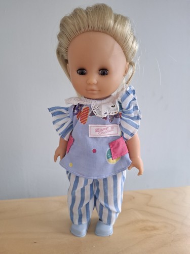 Vintage 1980s 26cms - 26cms, doll